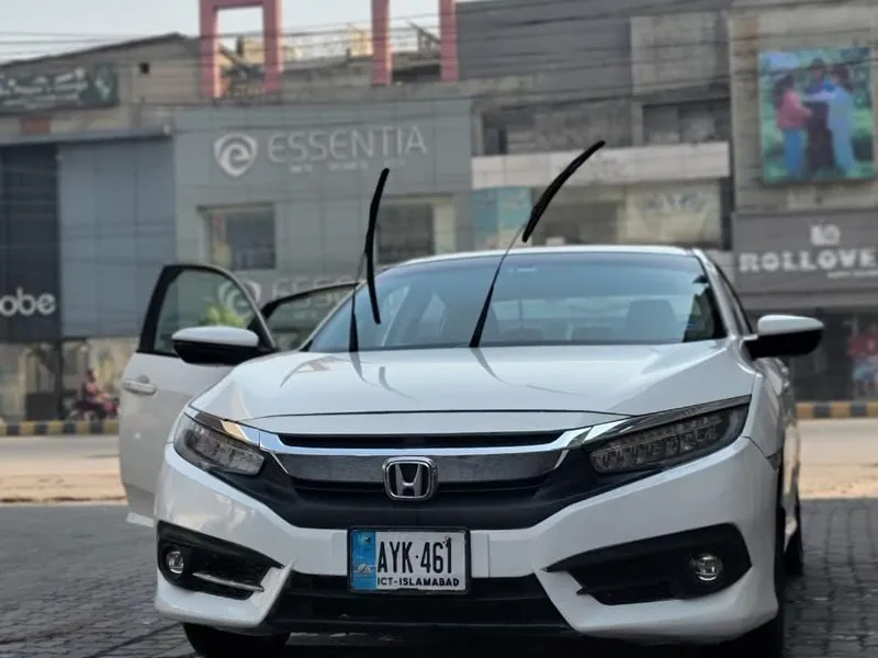 Honda Civic ready for an airport pickup and drop-off in Lahore Honda Civic ready for an airport pickup and drop-off in Lahore