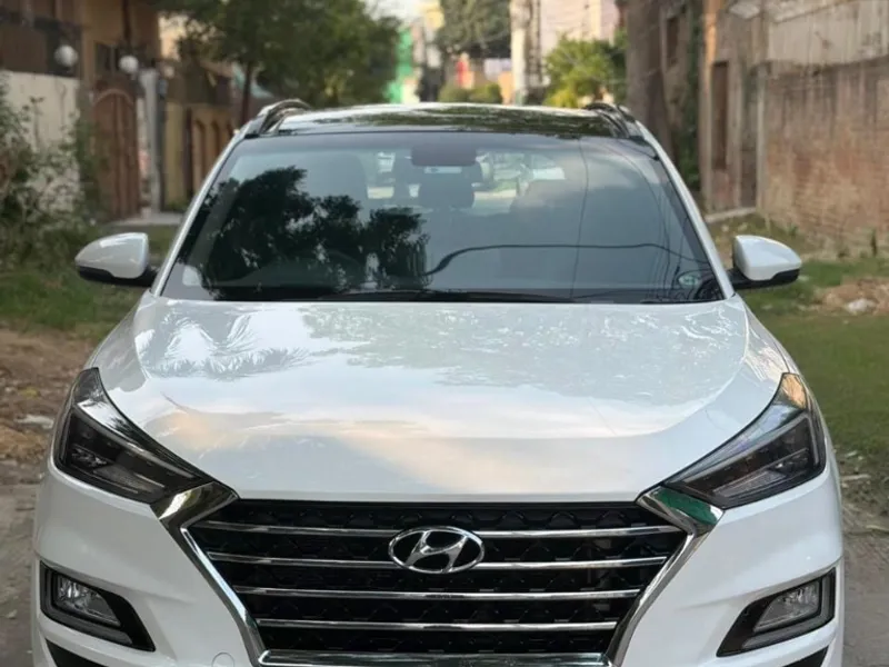 Hyundai Tucson available for car rent in Askari Lahore Hyundai Tucson available for car rent in Askari Lahore