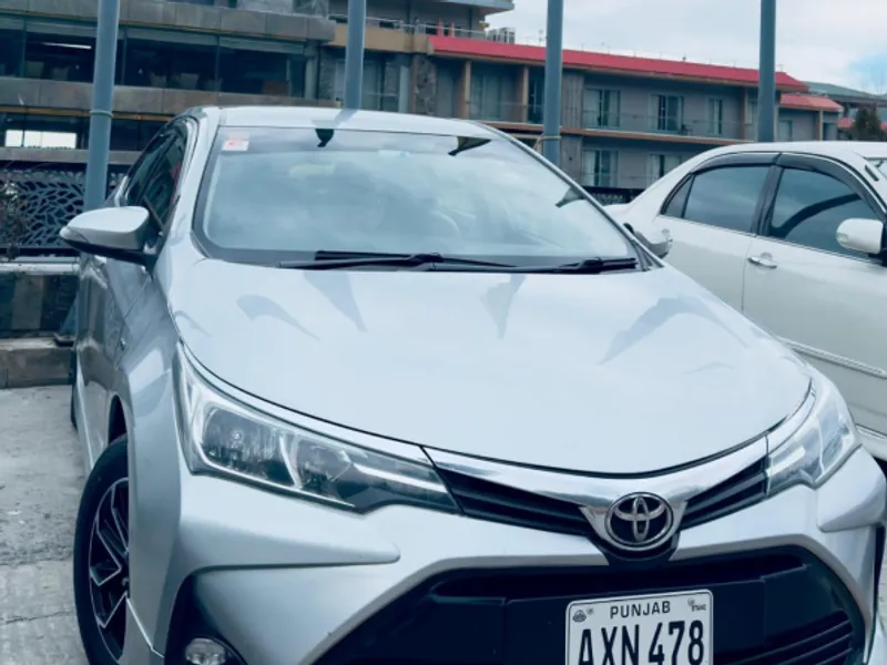 Chauffeur-driven Toyota Corolla available for rent in Lahore Chauffeur-driven Toyota Corolla available for rent in Lahore