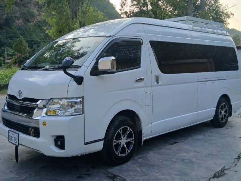 Toyota Hiace Grand Cabin Rent in Lahore
