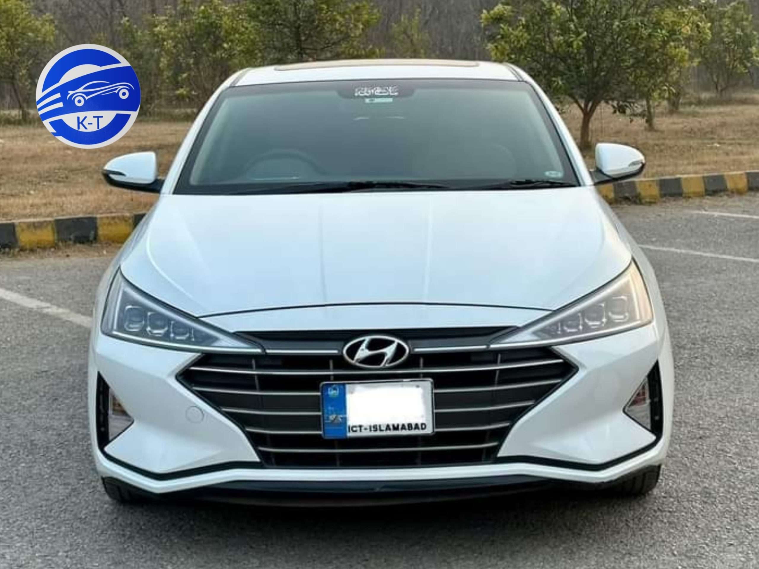 Hyundai Elantra for rent